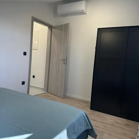 Apartment Roni