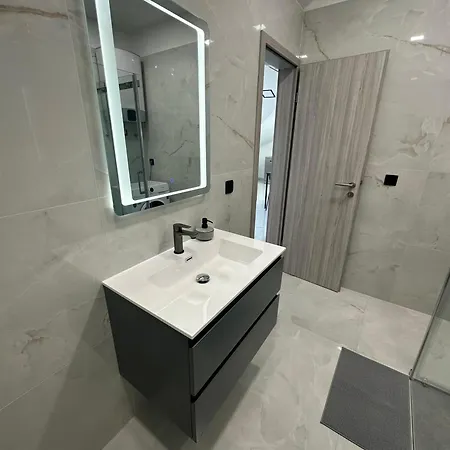 Apartment Roni Zadar