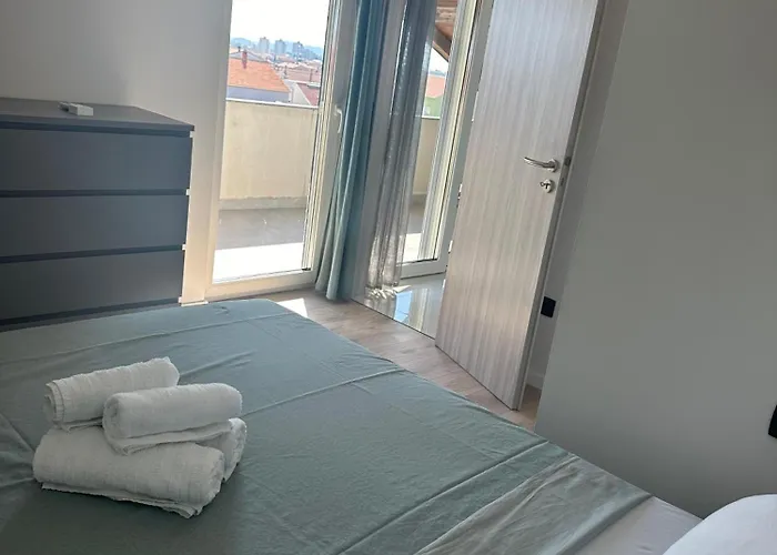 Apartamento Roni *