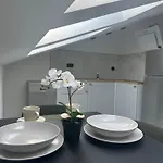 Roni Apartament *