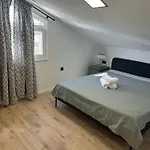 Roni Apartament