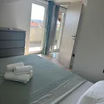 Apartament Roni *