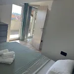 Roni Apartament