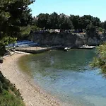 Apartament Roni *