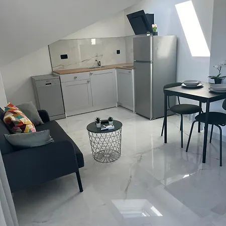 Apartment Roni