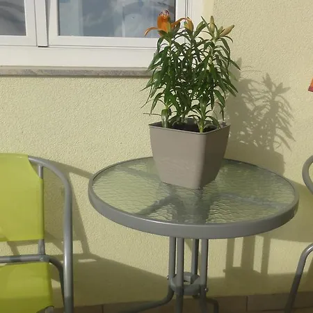 Apartamento Roni Zadar